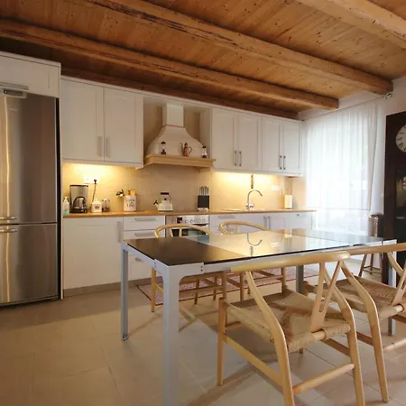 Villa Anemos