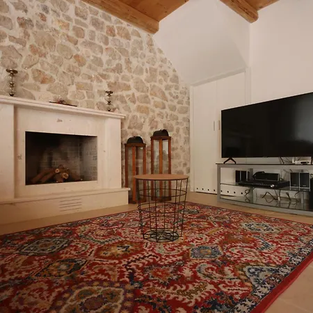 Villa Anemos *