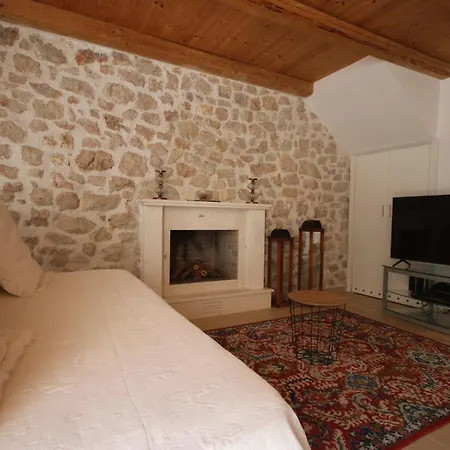 Anemos Villa